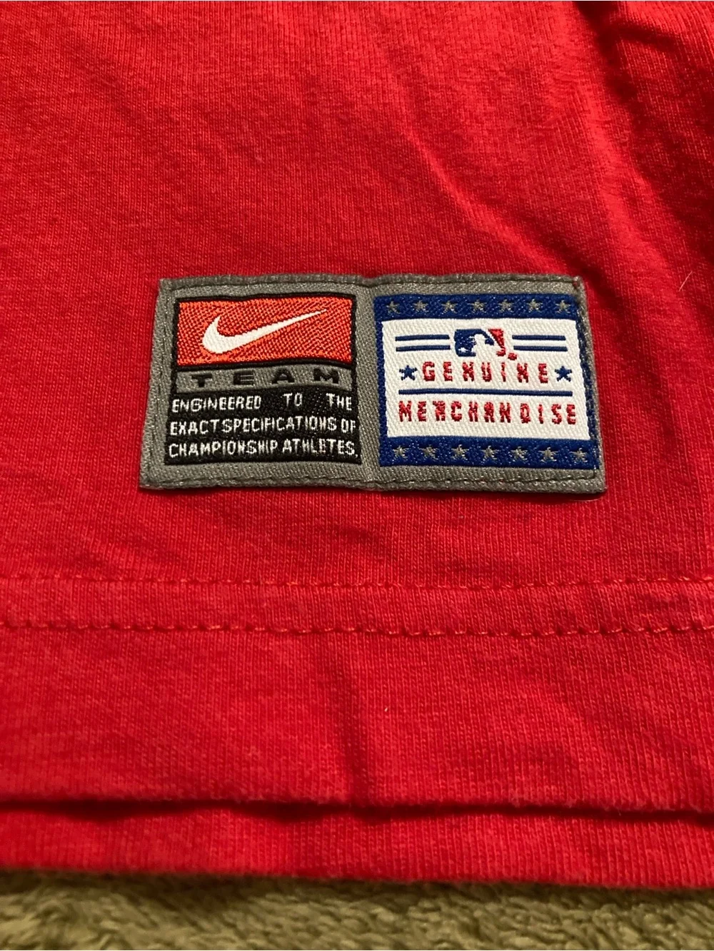 NWOT Nike Philadelphia Phillies Tee T Shirt Short Sleeve Red White Boys XL